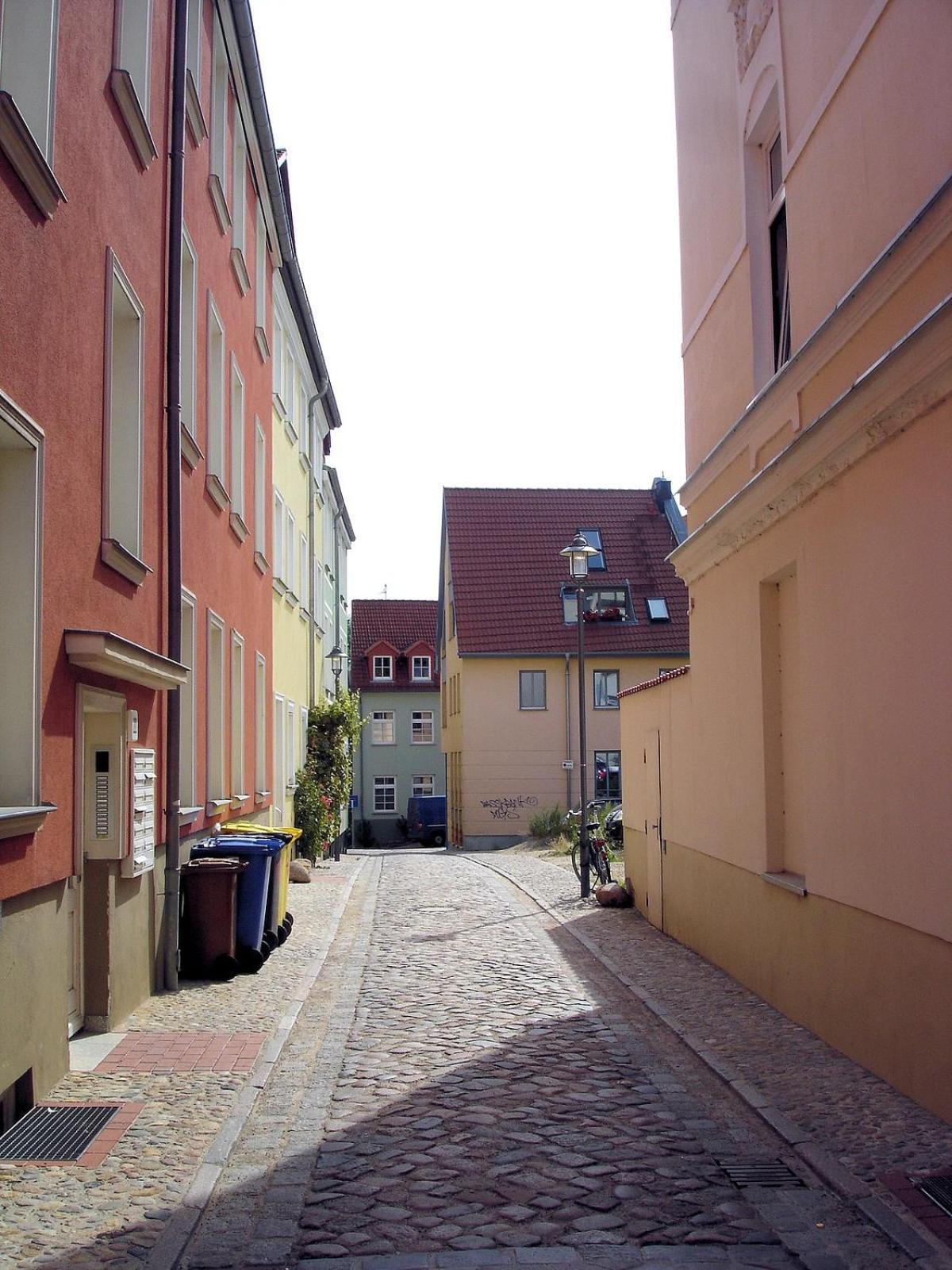 Apartment Bernstein Ruhig, Familienfreundlich Mit Garten Rostock Kültér fotó