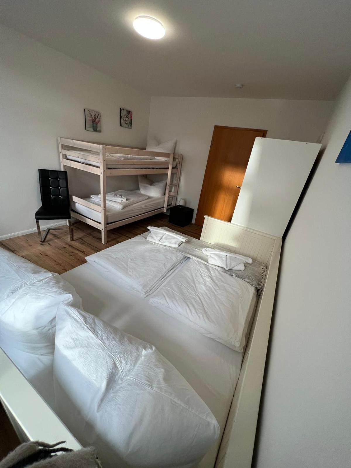 Apartment Bernstein Ruhig, Familienfreundlich Mit Garten Rostock Kültér fotó