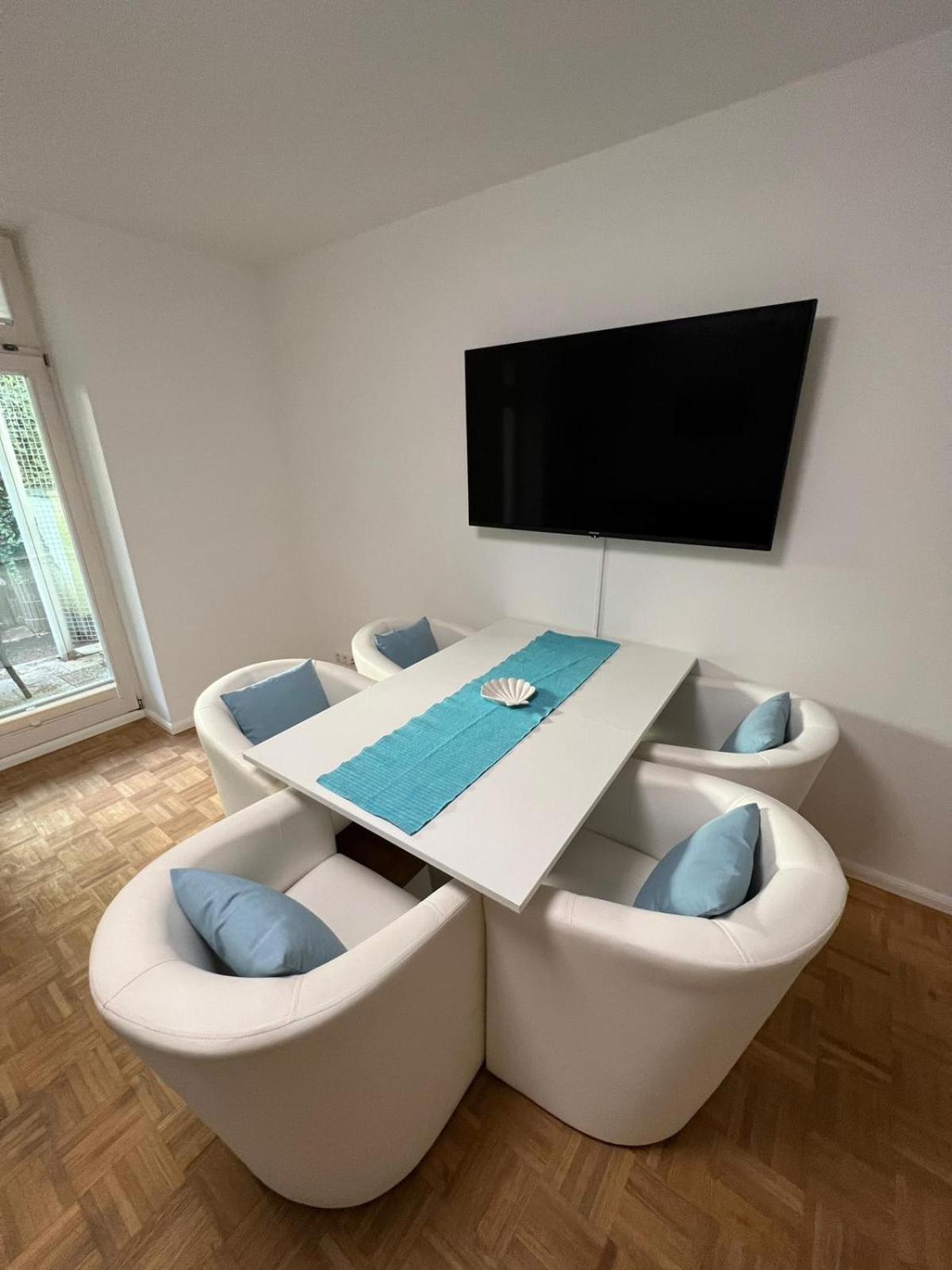 Apartment Bernstein Ruhig, Familienfreundlich Mit Garten Rostock Kültér fotó