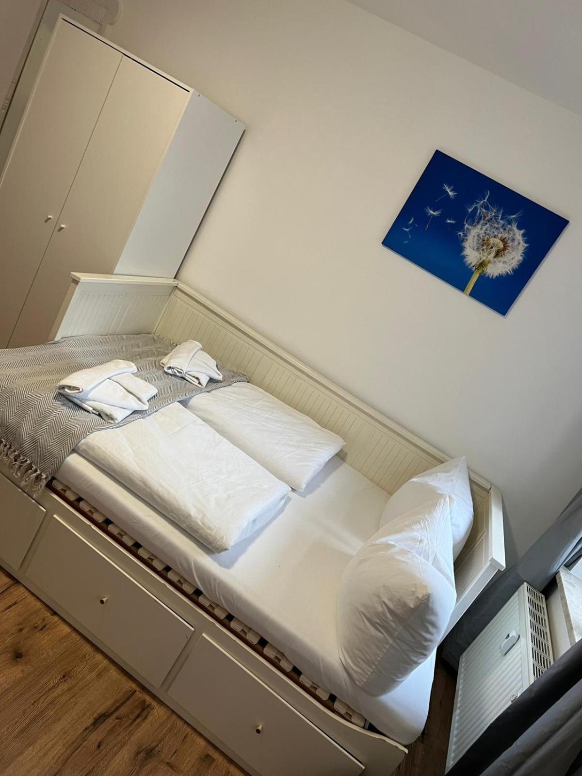 Apartment Bernstein Ruhig, Familienfreundlich Mit Garten Rostock Kültér fotó